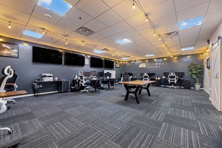 More Photos Of 2770 Virginia Pky, McKinney Medical For Sale