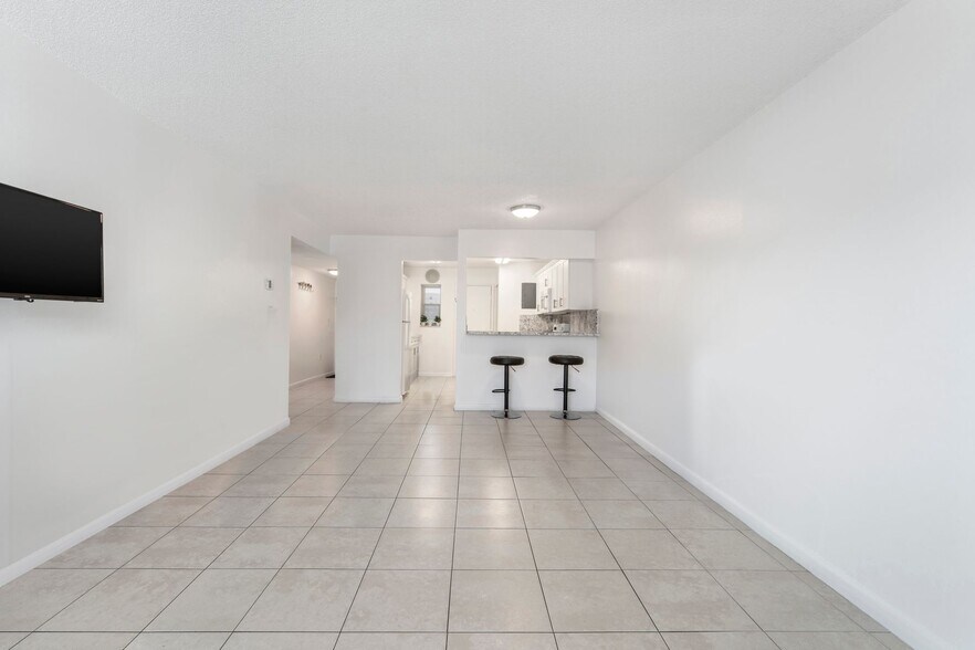 More Photos Of , Hialeah Multifamily For Sale