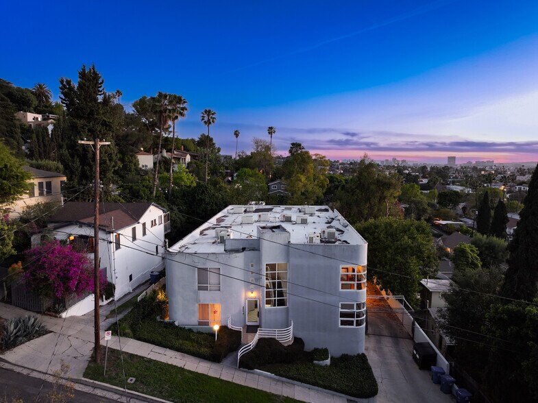 More Photos Of 4018 Camero Ave, Los Angeles Apartments For Sale