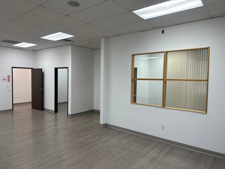 More Photos Of 9975 S Eastern Ave, Las Vegas Unknown For Lease