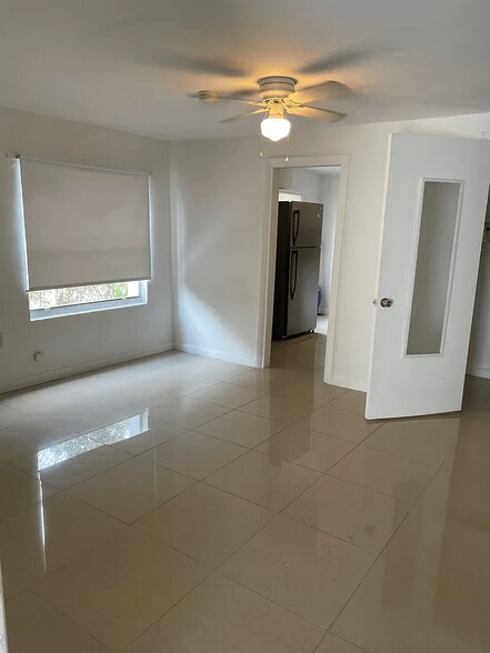 More Photos Of 548-550 NW 30th St, Miami Apartments For Sale