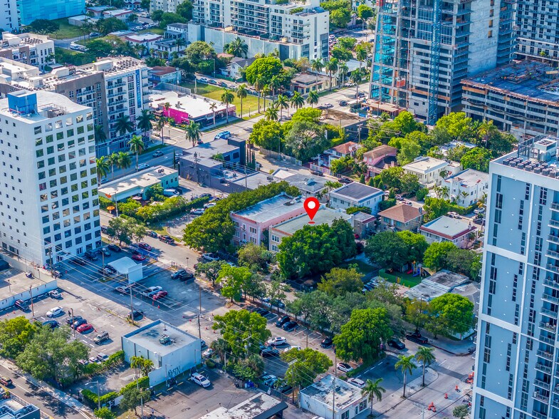 More Photos Of 236 NE 28th St, Miami Apartments For Sale