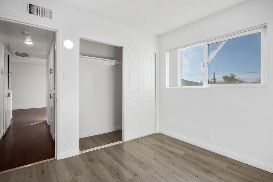 More Photos Of 730 Center St, Henderson Apartments For Sale