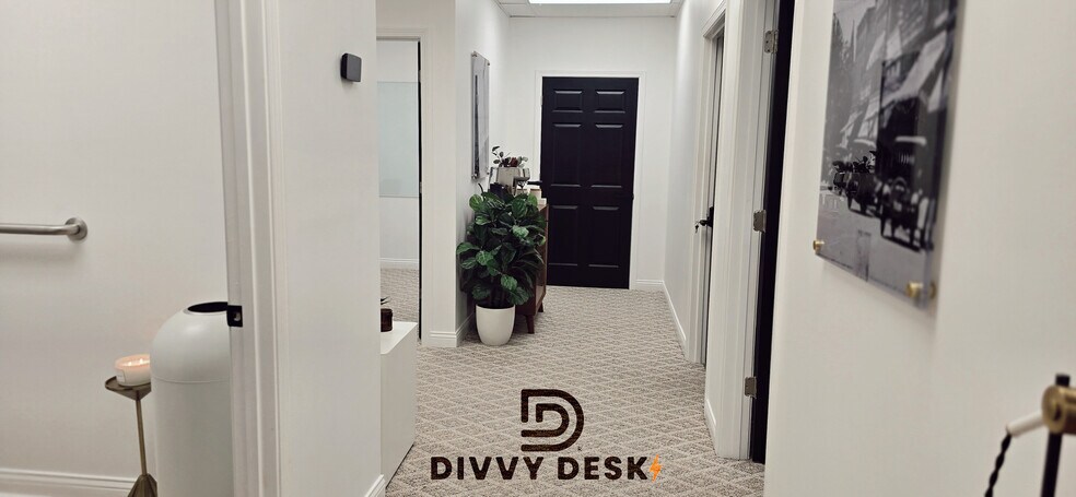 More Photos Of 139A W Ellis Rd, Griffin Loft Creative Space For Lease