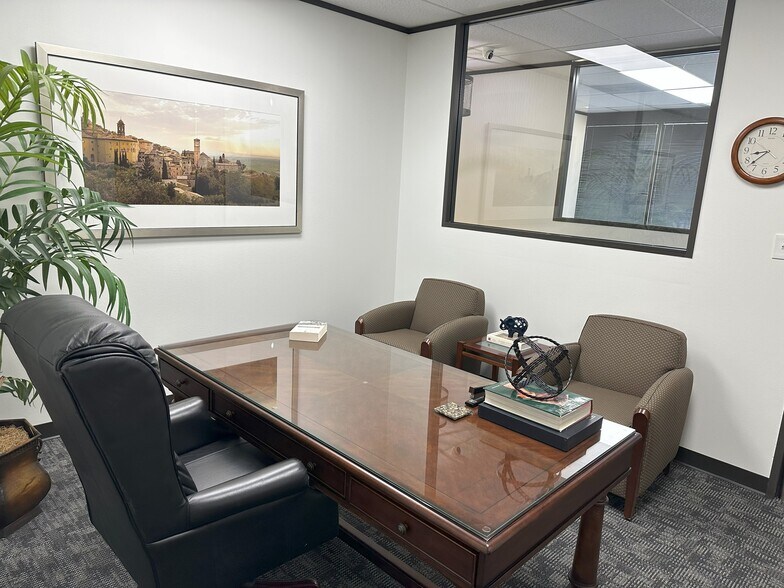 More Photos Of 550 Post Oak Blvd, Houston Office For Lease