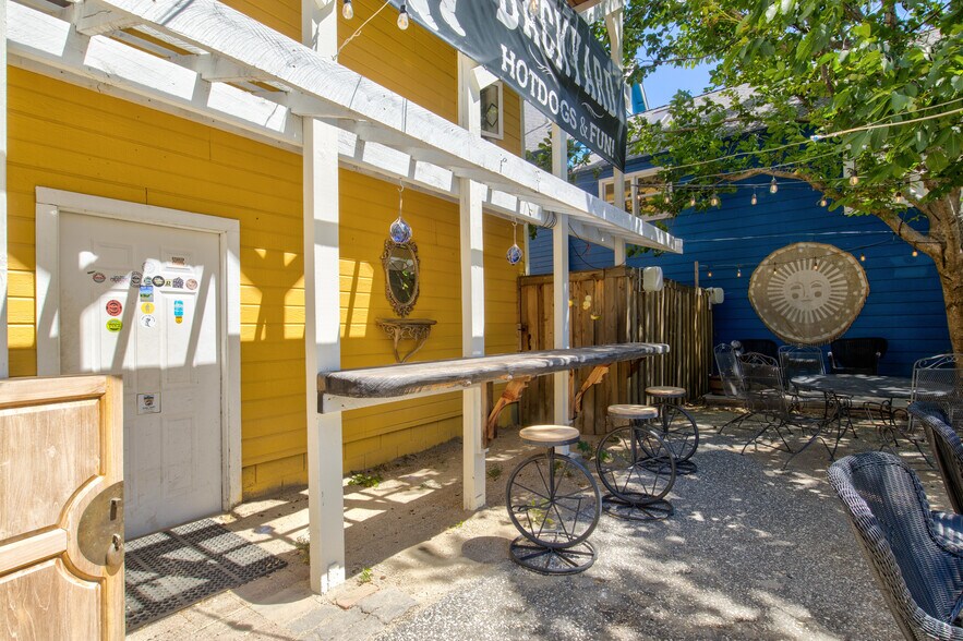 More Photos Of 200 Main St, Downieville Storefront Retail Residential For Sale