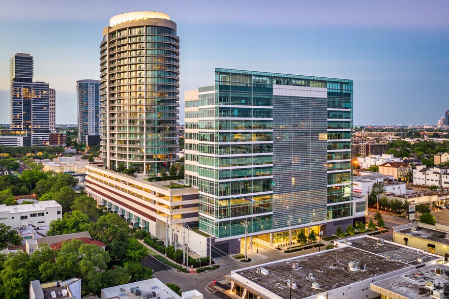 More Photos Of 3200 Kirby Dr, Houston Office For Lease