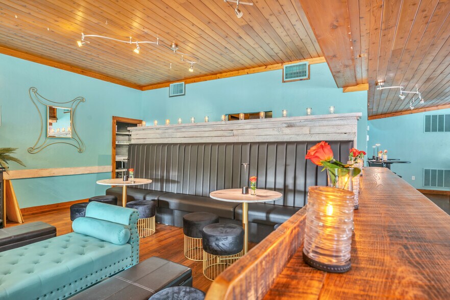 More Photos Of 7778 Highway 42, Egg Harbor Restaurant For Sale