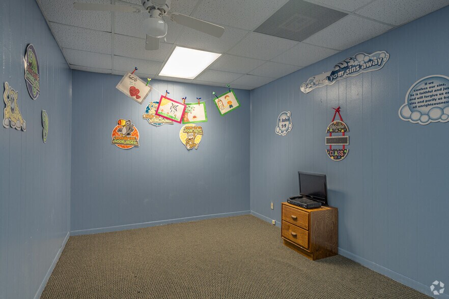 More Photos Of 322 Laurel St, La Marque Freestanding For Sale