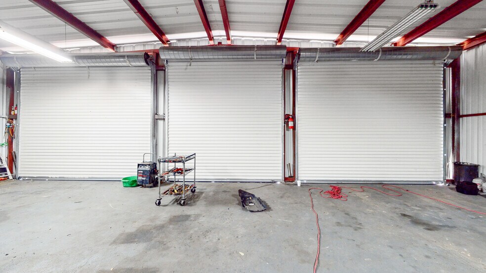 More Photos Of 28711 Robinson Rd, Conroe Industrial For Sale