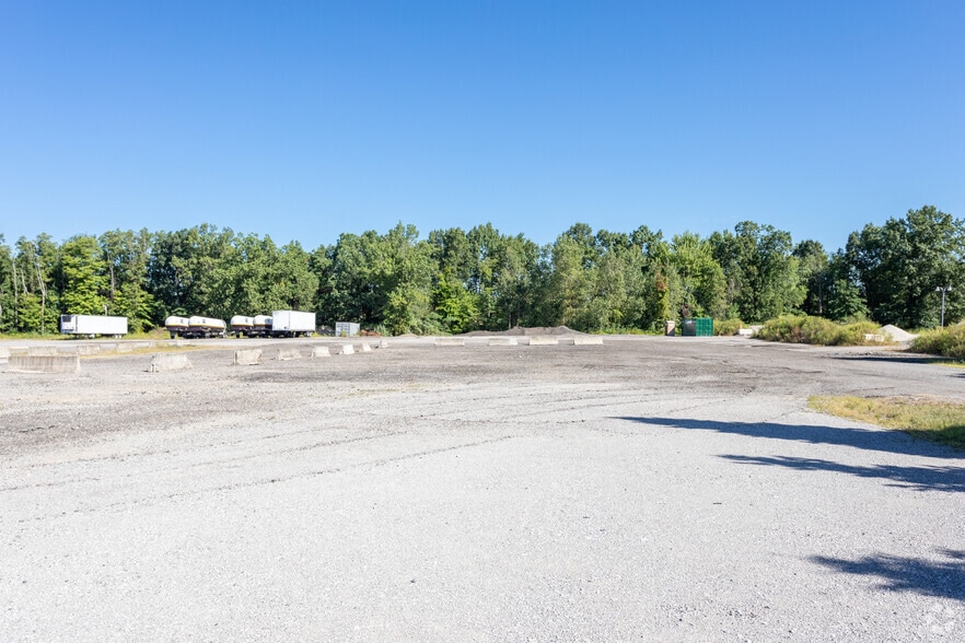 More Photos Of 2701 Eber Rd, Monclova Warehouse For Sale