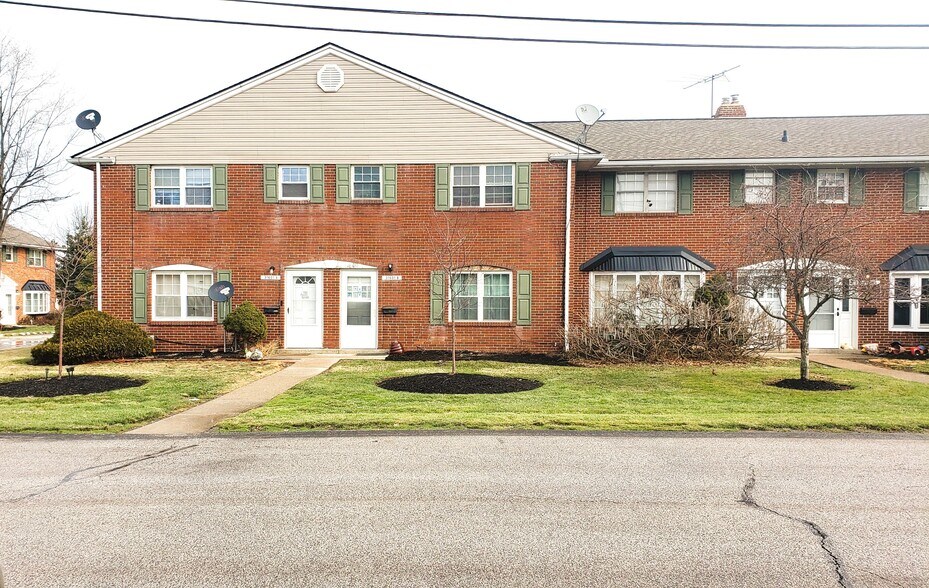 More Photos Of 31501 N Marginal Dr, Willowick Multifamily For Sale