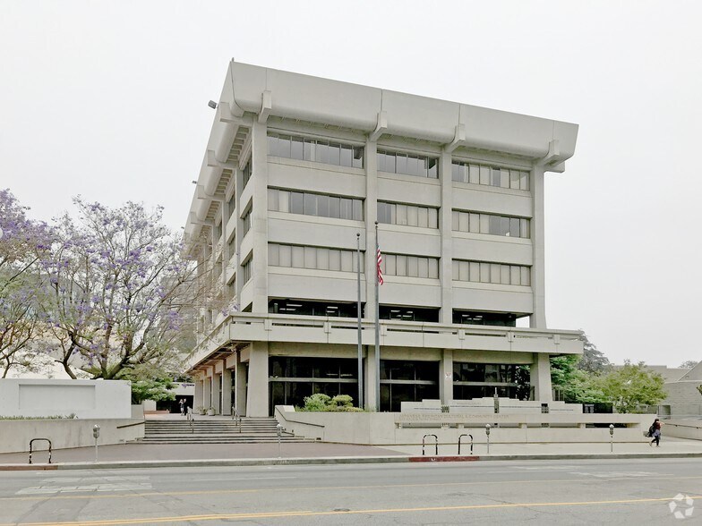 Primary Photo Of 244 S San Pedro St, Los Angeles Office For Lease