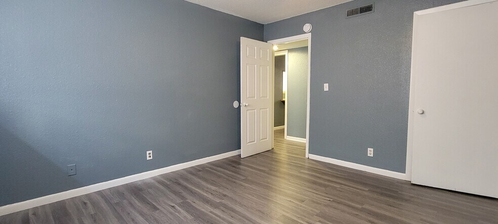 More Photos Of 1410 SW 9th Ave, Amarillo Apartments For Sale