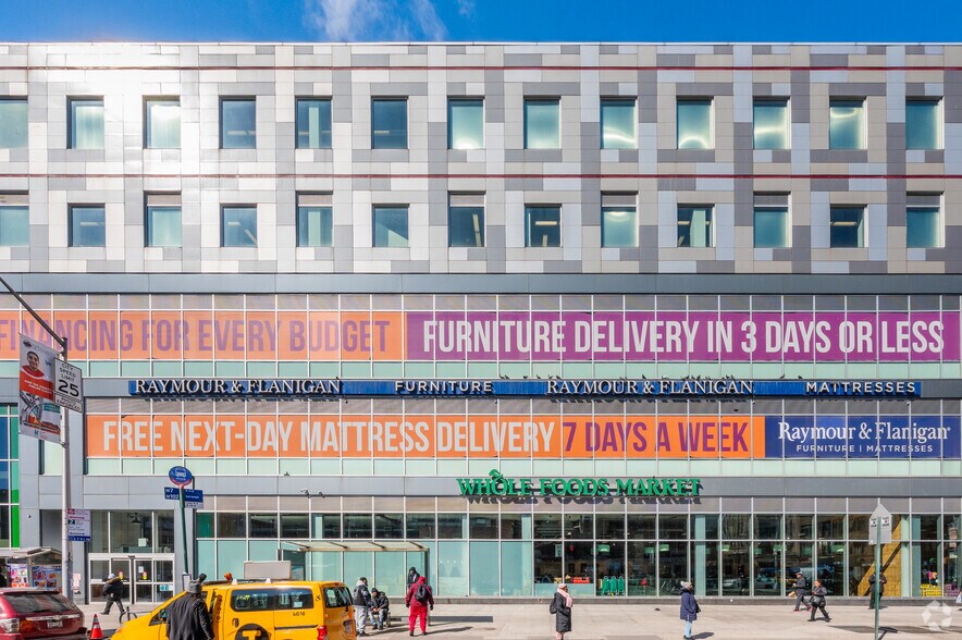 More Photos Of 100-112 W 125th St, New York General Retail For Lease