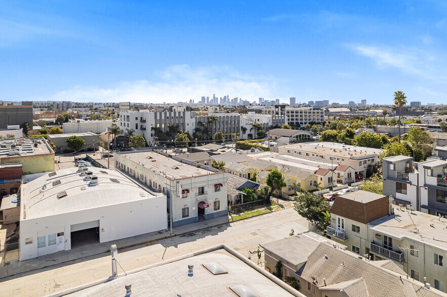 More Photos Of 1042 N Wilcox Ave, Los Angeles Hotel For Sale