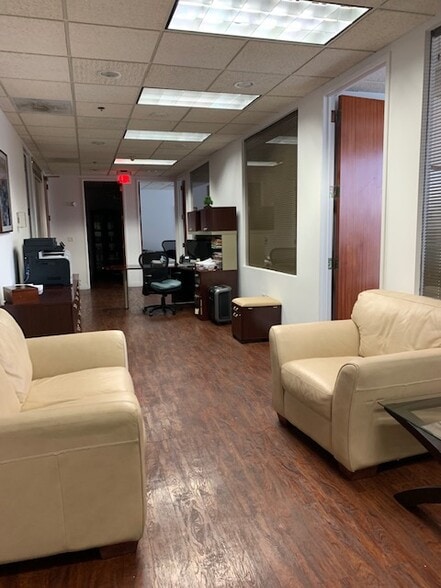 More Photos Of 2828 Coral Way, Miami Office For Lease