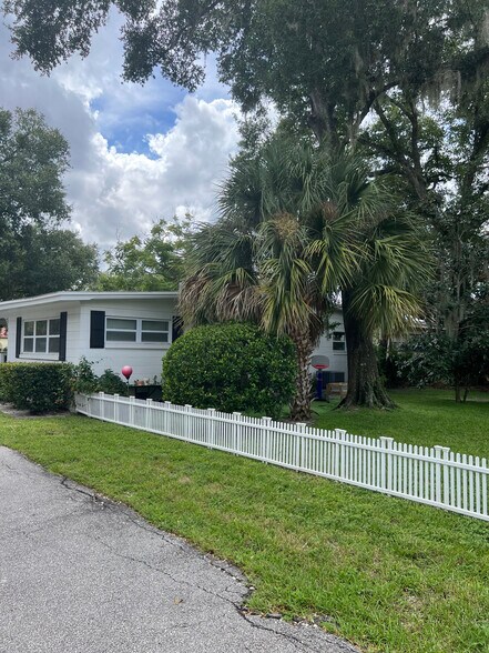 More Photos Of 2061 Dundee Dr, Winter Park Medical For Lease