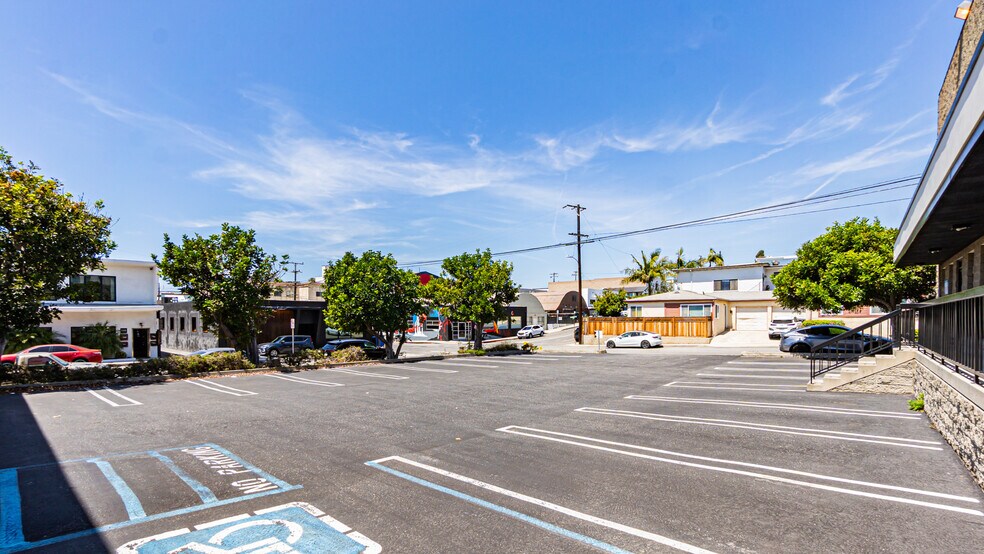 More Photos Of 142 Arena St, El Segundo Office For Lease