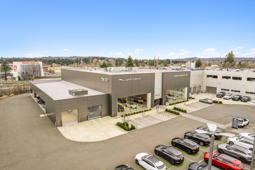 More Photos Of 10131 SW Washington Square Rd, Tigard Auto Dealership For Sale