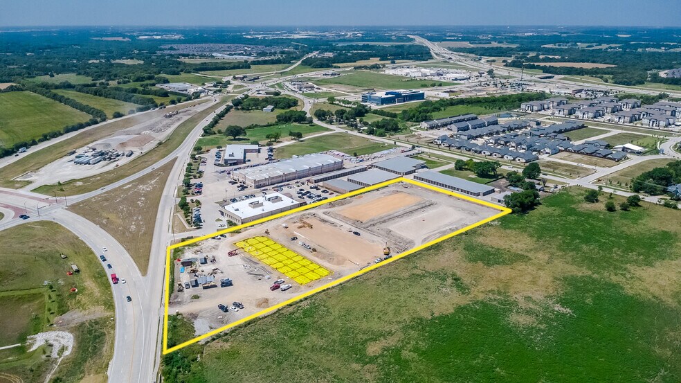 More Photos Of 1817 McKinney St, Melissa Office For Lease