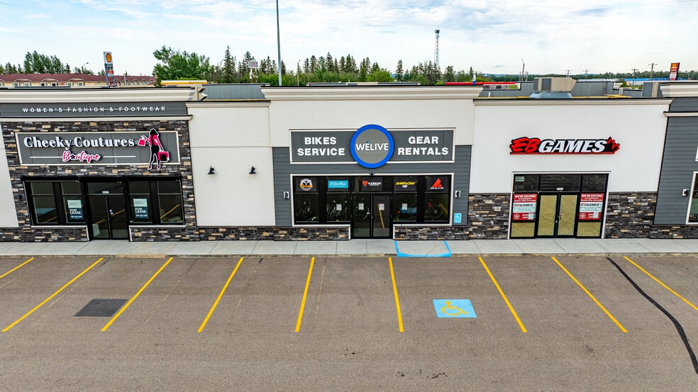 More Photos Of 179 Leva Ave, Red Deer Storefront For Lease