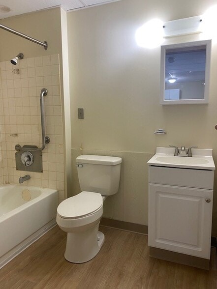 More Photos Of 27 Sunnyside Ave, Bemus Point Apartments For Sale