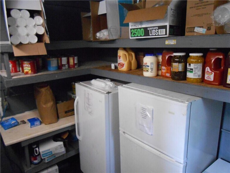 More Photos Of 164 Coyle Curtain Rd, Monongahela General Retail For Sale