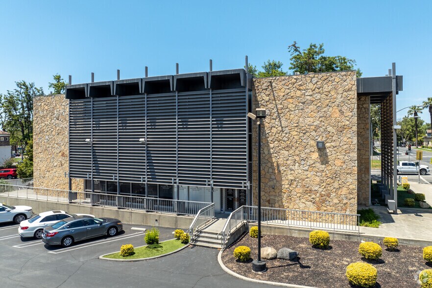 More Photos Of 188 N Euclid Ave, Upland Medical For Lease