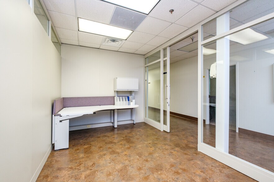 More Photos Of 147 Dinkel Ave, Mount Crawford Medical For Sale