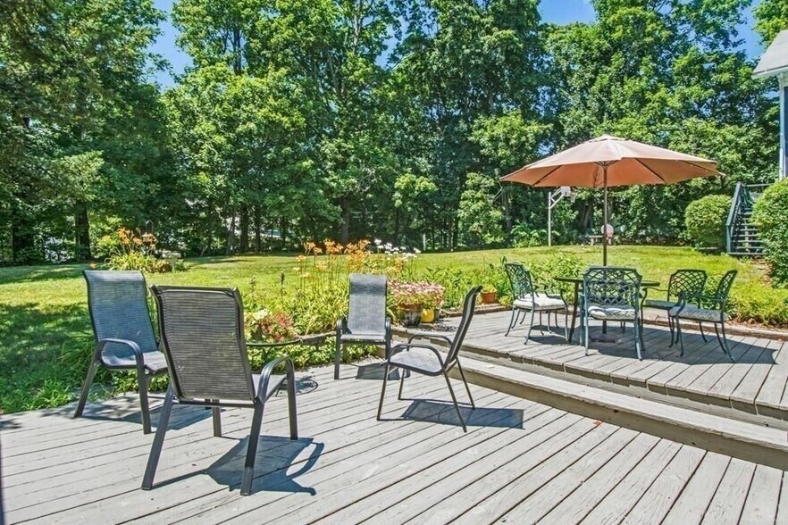 More Photos Of 18 Sargent St, Cherry Valley Flex For Sale