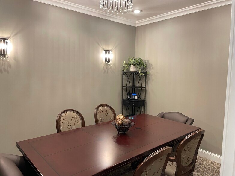More Photos Of 11590 McKinley Hwy, Osceola Office For Lease