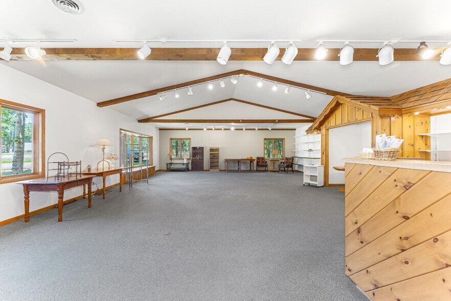 More Photos Of 7502 Highway 51, Minocqua Freestanding For Sale
