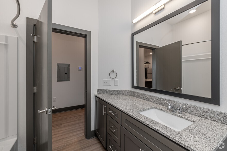 More Photos Of 627 Emma ave, Springdale Apartments For Lease