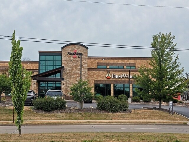 Primary Photo Of 1700 N Central Ave, Marshfield Office For Lease