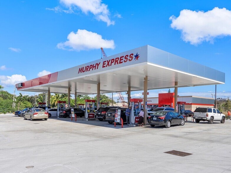 More Photos Of 15055 NW 7th Ave, Miami Convenience Store For Sale