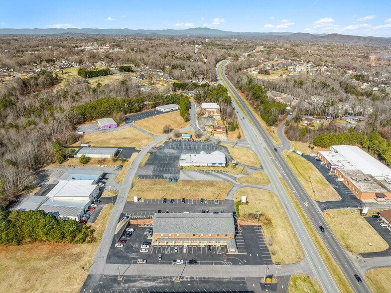 More Photos Of 4355 Hickory Blvd, Granite Falls Medical For Sale