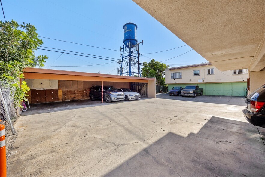 More Photos Of 3516 Beechwood Ave, Lynwood Multifamily For Sale