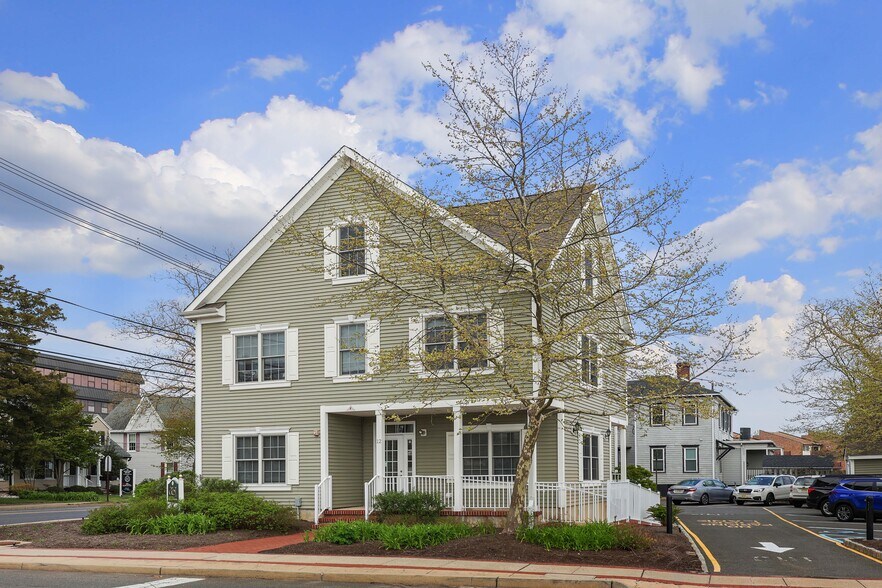 More Photos Of 12 Robbins Pky, Toms River Office For Sale