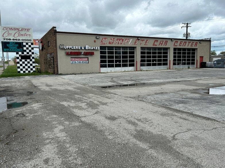 Primary Photo Of 13917 S Torrence Ave, Burnham Auto Repair For Sale
