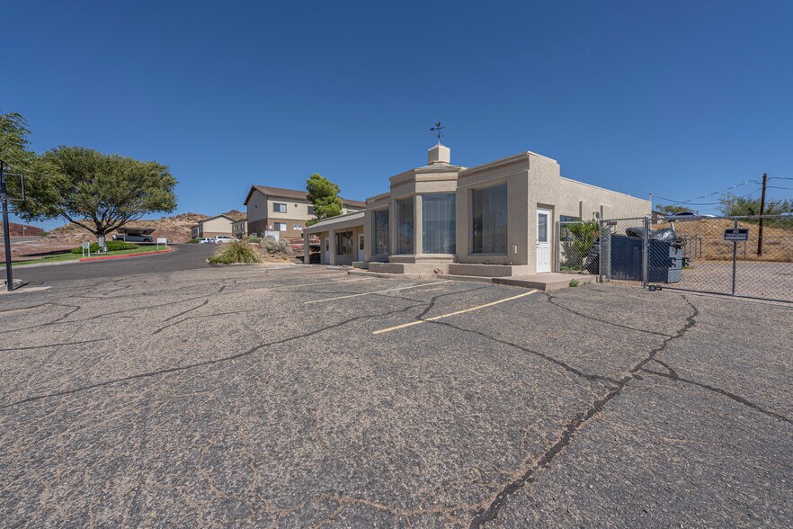 More Photos Of 1200 E Andy Devine Ave, Kingman Office For Sale