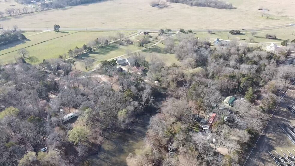 More Photos Of 16583 Bowling Ln, Terrell Multifamily For Sale