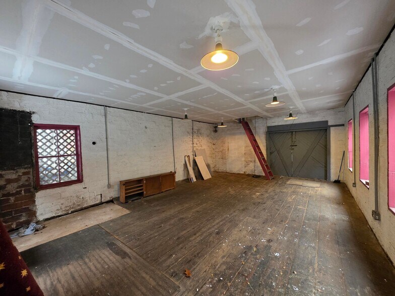 More Photos Of 12 W 4th St, Emporium Office For Sale