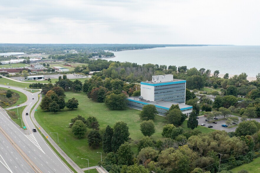 More Photos Of 3556 Lake Shore Rd, Buffalo Office For Sale
