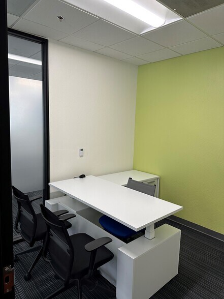 More Photos Of 5959 Shellmound St, Emeryville Unknown For Lease