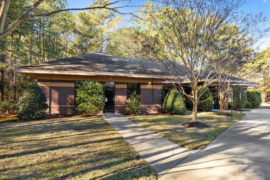 More Photos Of 2223 Hemby Ln, Greenville Medical For Sale