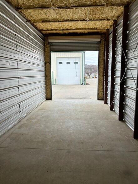 More Photos Of 8706 S 9th St, Bellevue Self Storage For Lease