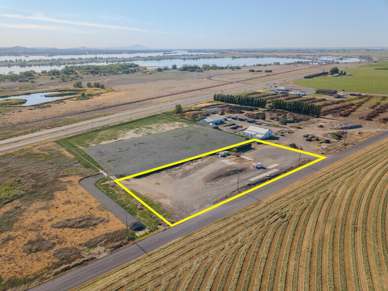 More Photos Of 232 Railex Rd, Burbank Land For Sale