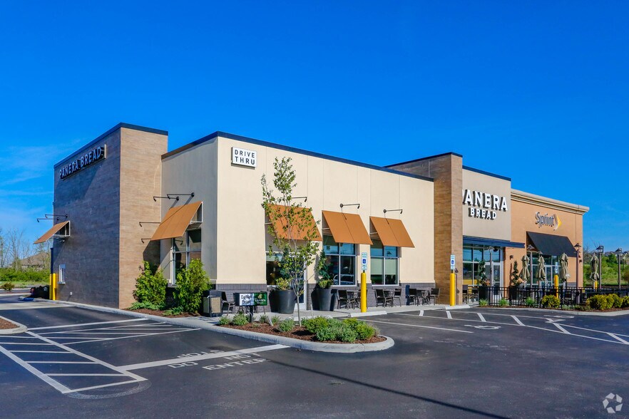 More Photos Of 8200 Market Place Dr, West Chester General Retail For Lease