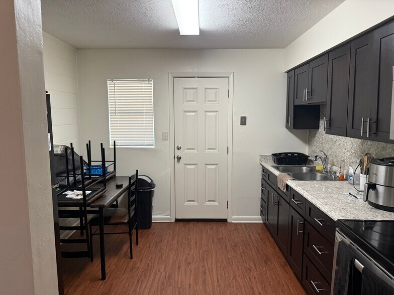 More Photos Of 283 SW Davaca Gln, Lake City Multifamily For Sale
